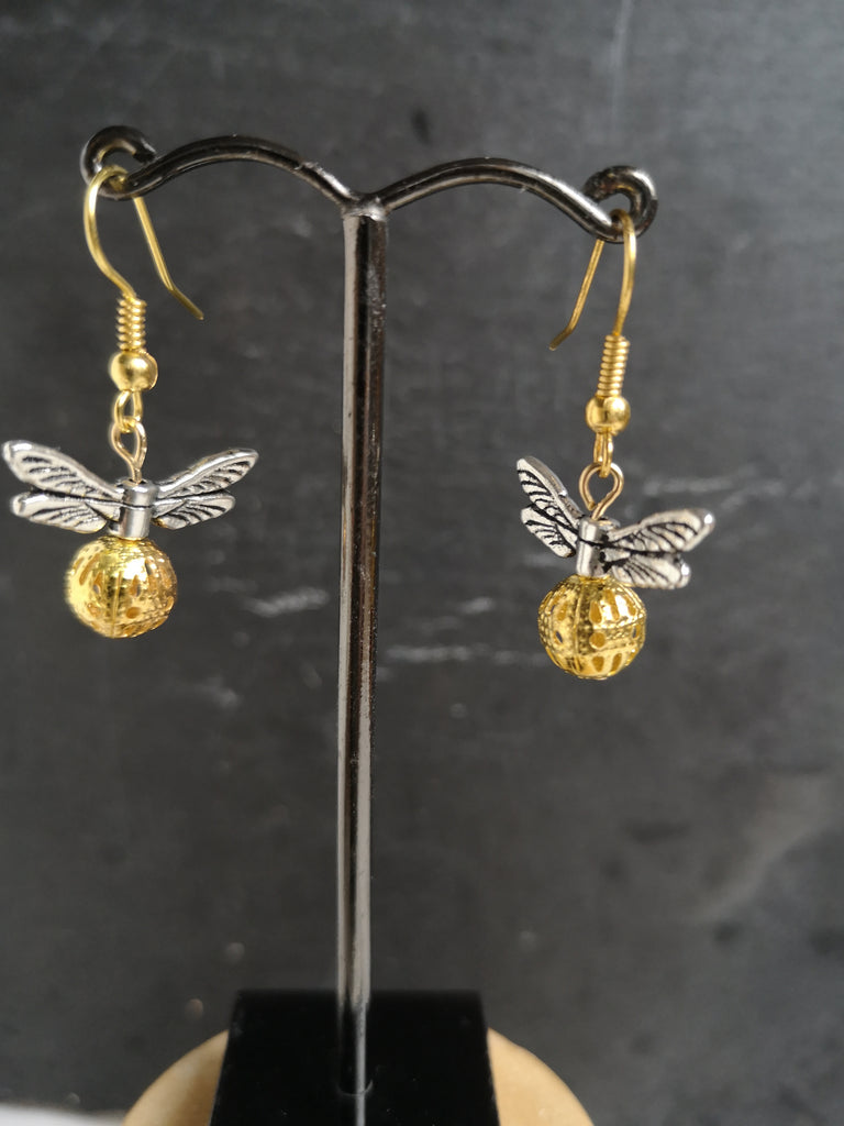 Snitch earrings on sale